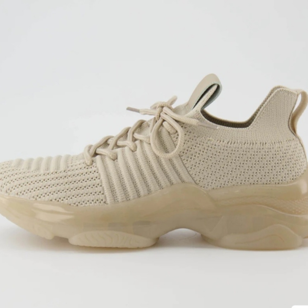 Tennis Shoes